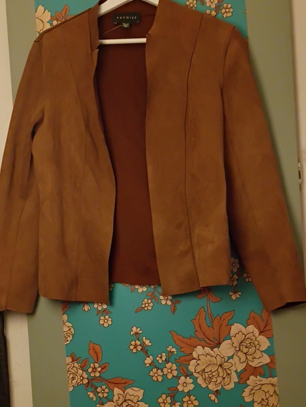 Premise Women's Camel Open-Front Faux Suede Blazer
